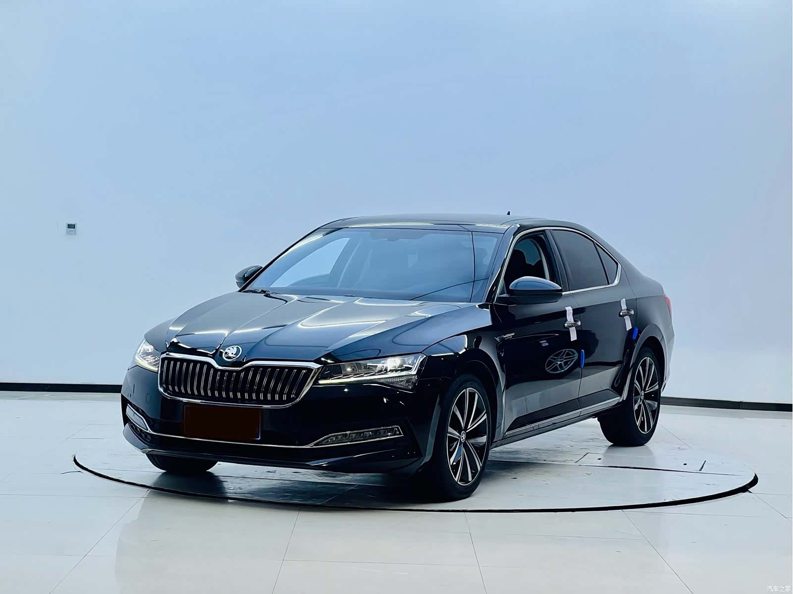 Skoda Superb, 2024 1