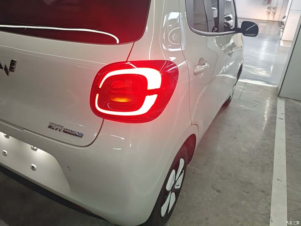 Wuling MINIEV, 2025 8