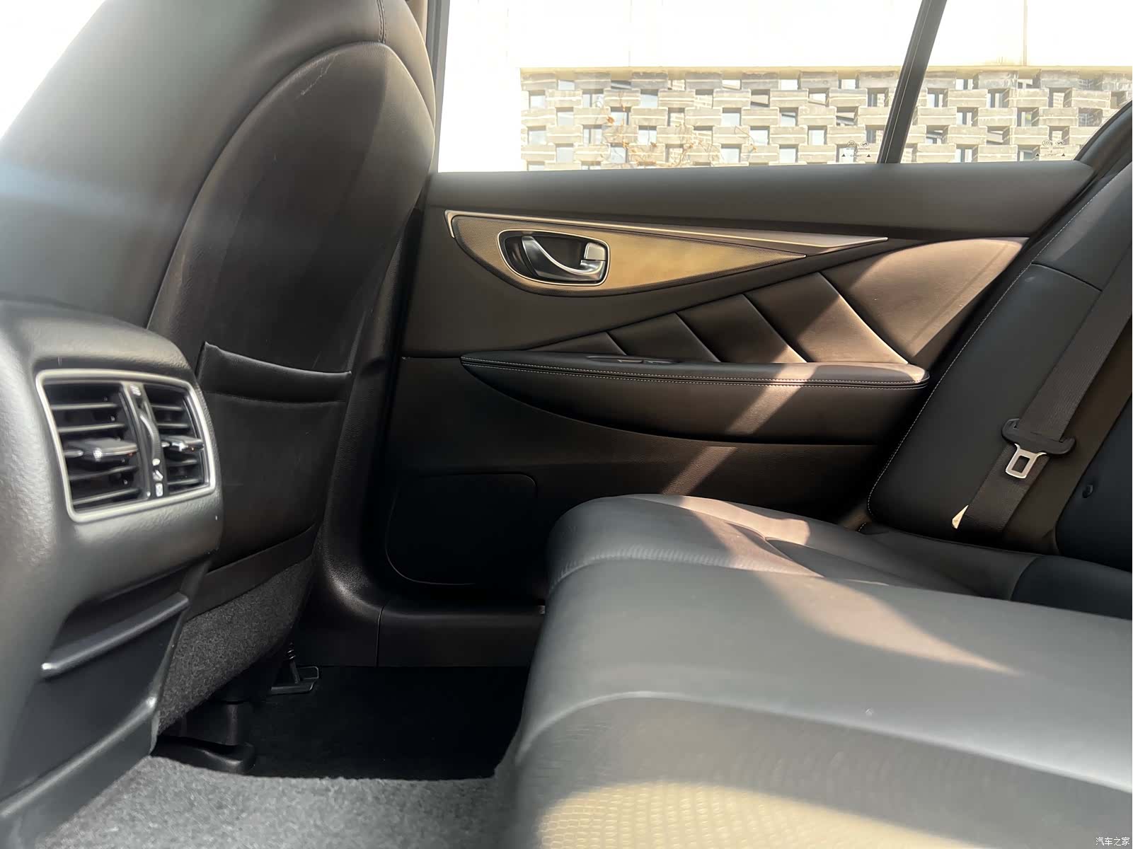 Infiniti Q50L, 2019 26