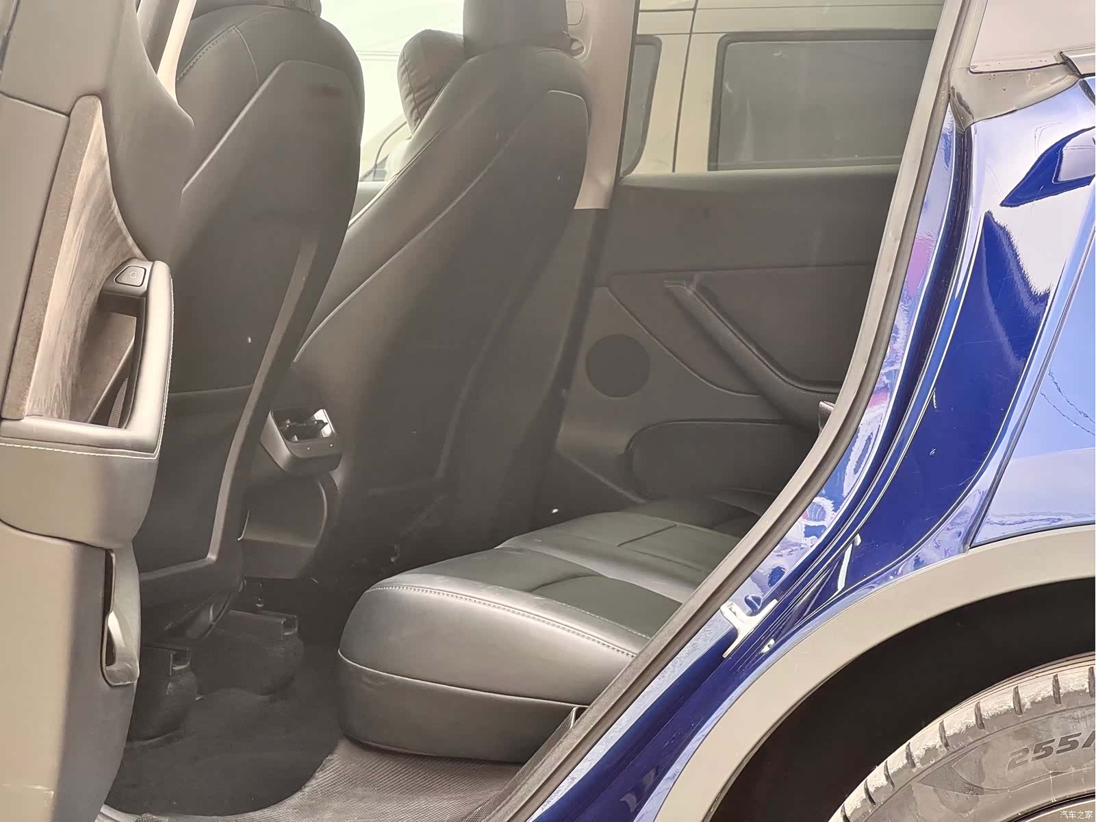 Tesla Model Y, 2022 10