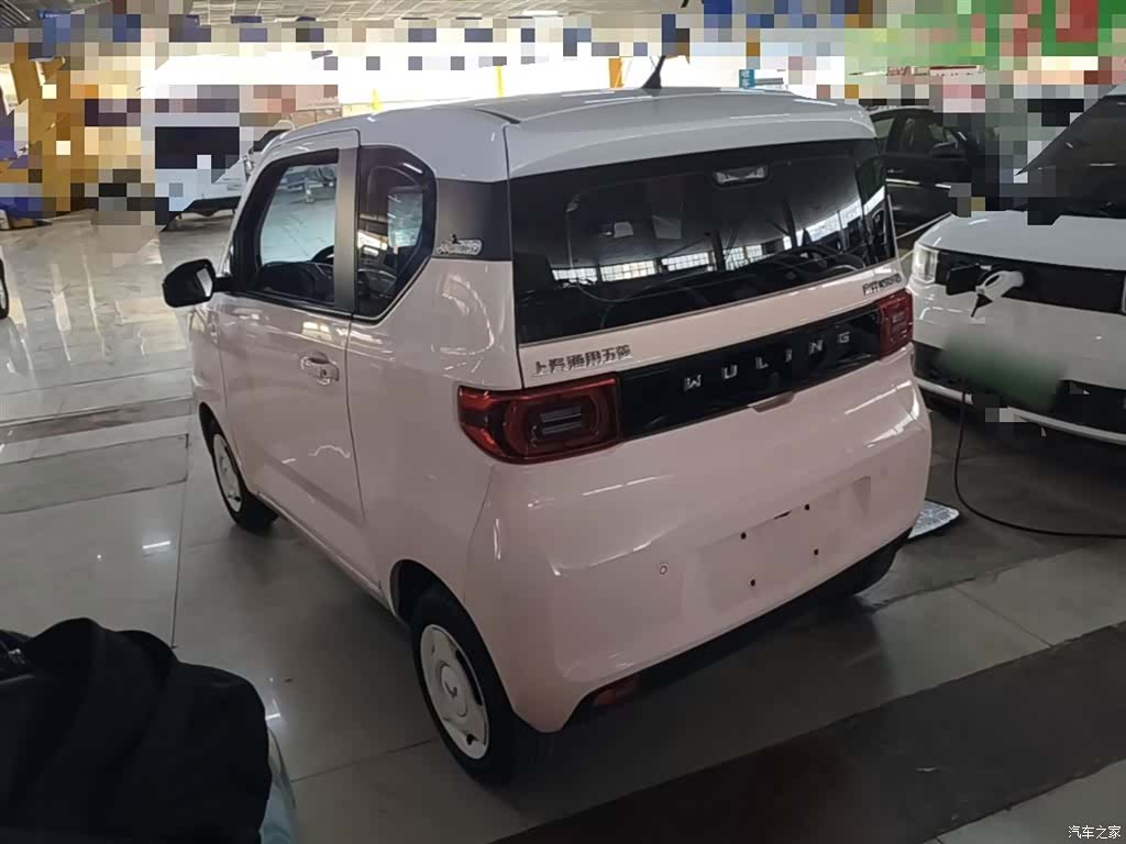 Wuling MINIEV, 2021 все фото