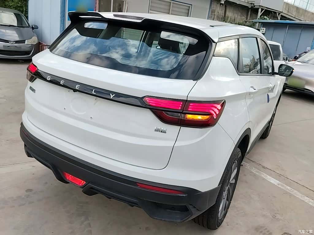 Geely Coolray, 2026 7