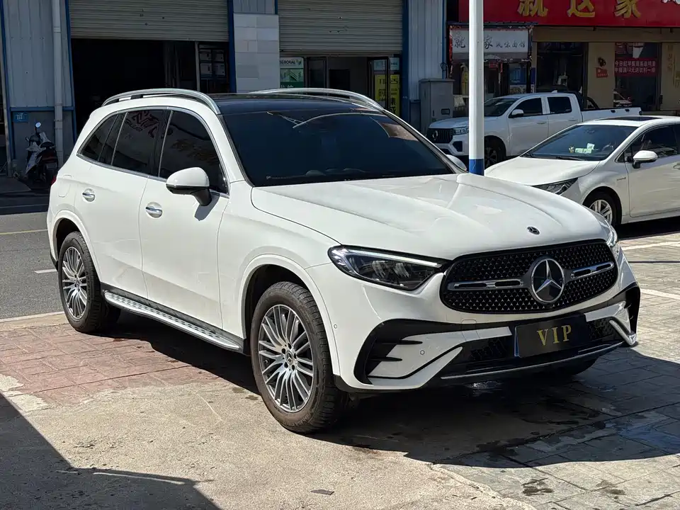Mercedes-Benz GLC Mercedes-Benz GLC
