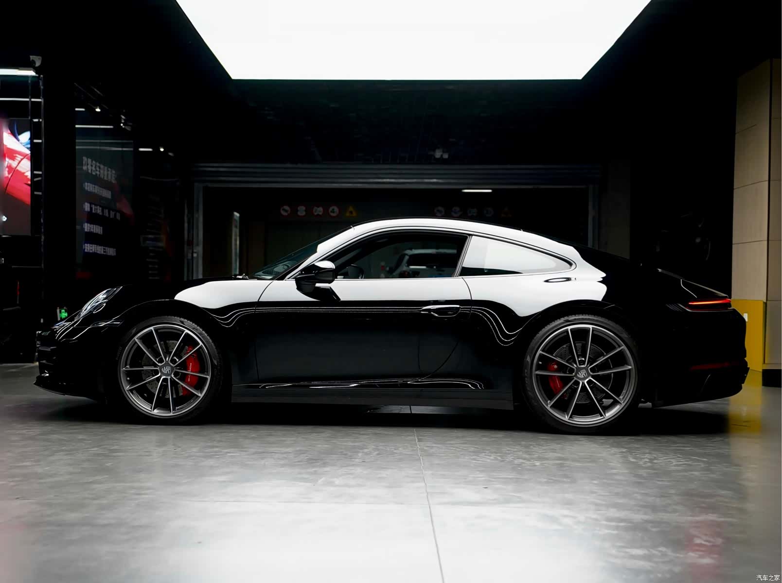 Porsche 911, 2022 3