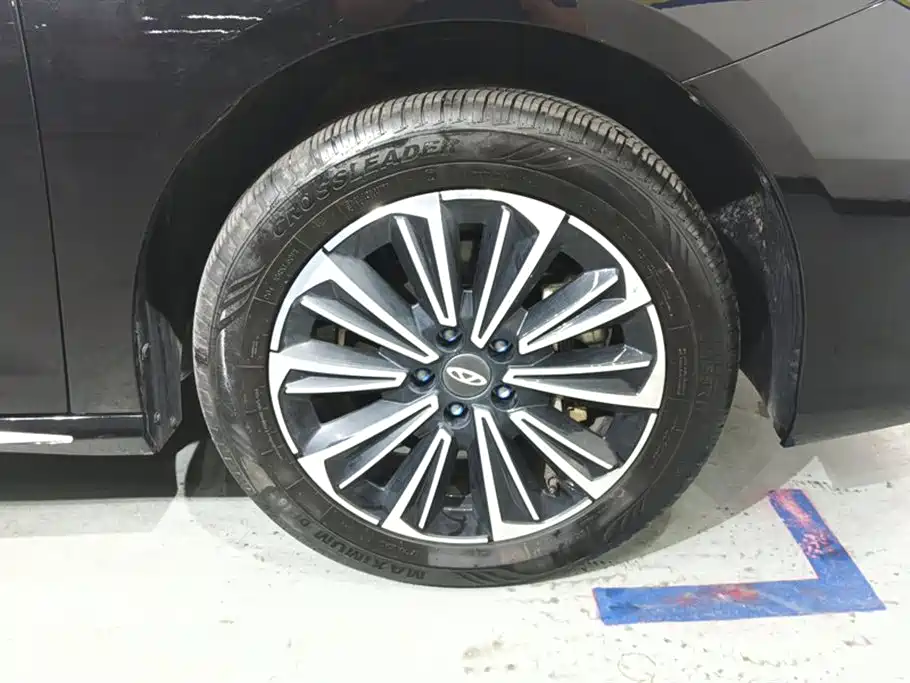 Chery Fulwin Fengyun A8