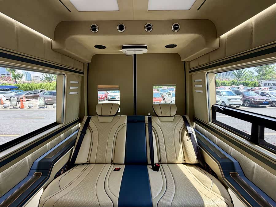 Mercedes-Benz Sprinter 2017, фото 11