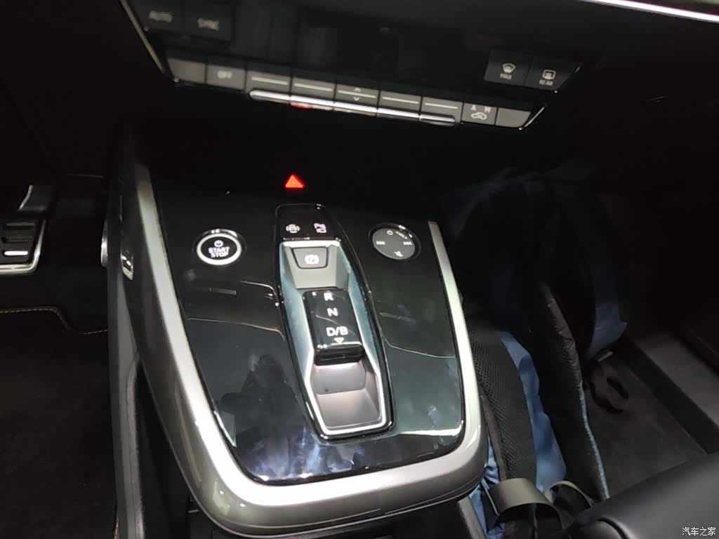 Audi Q4 e-tron, 2024 14