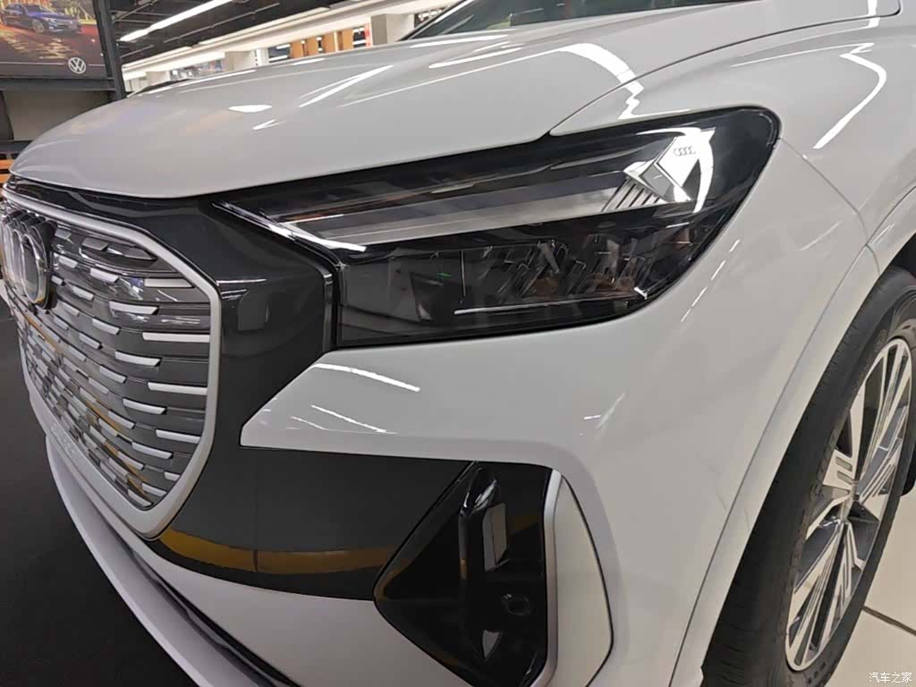 Audi Q4 e-tron, 2024 24