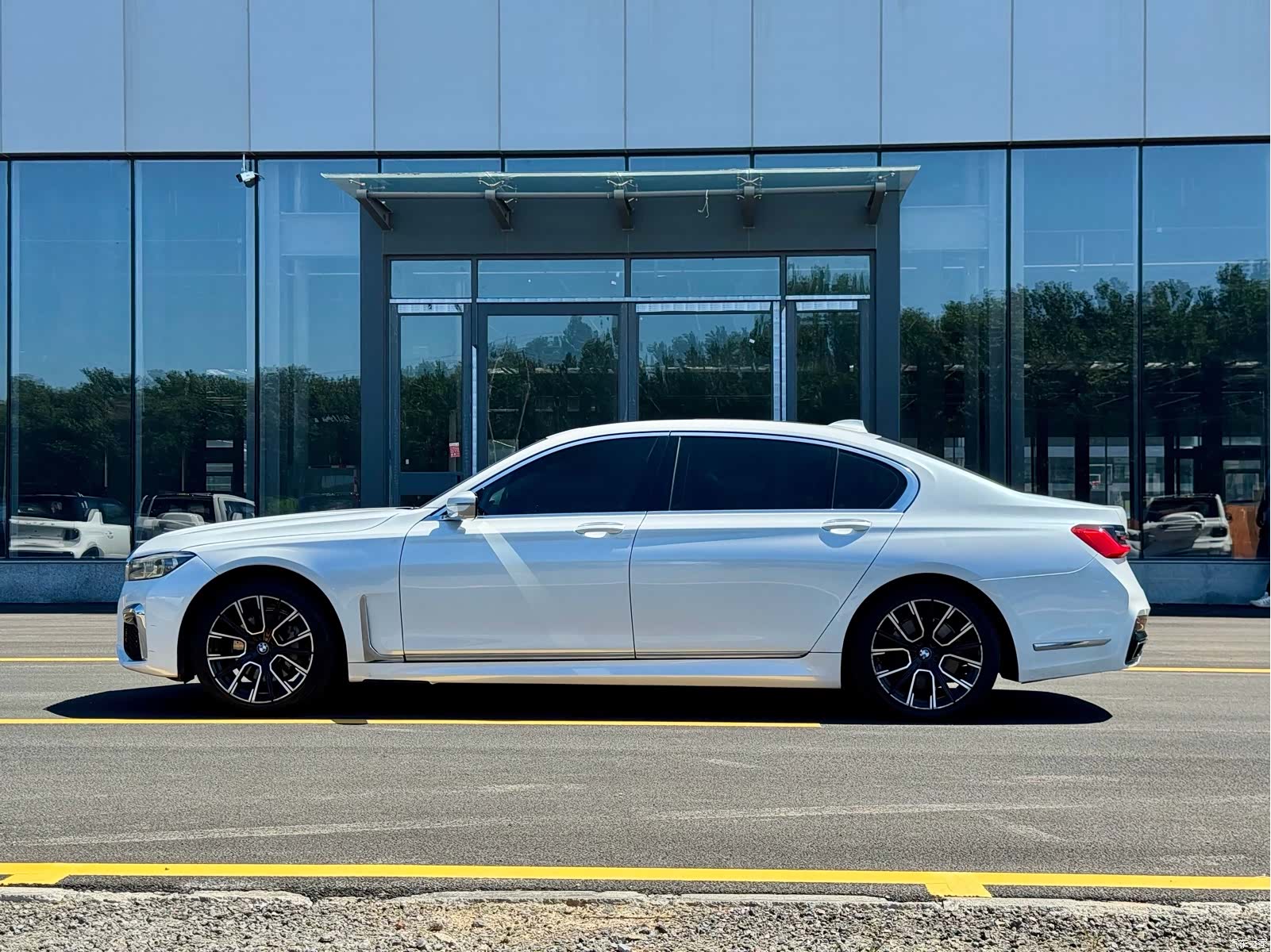 BMW 7 Series, 2016 8
