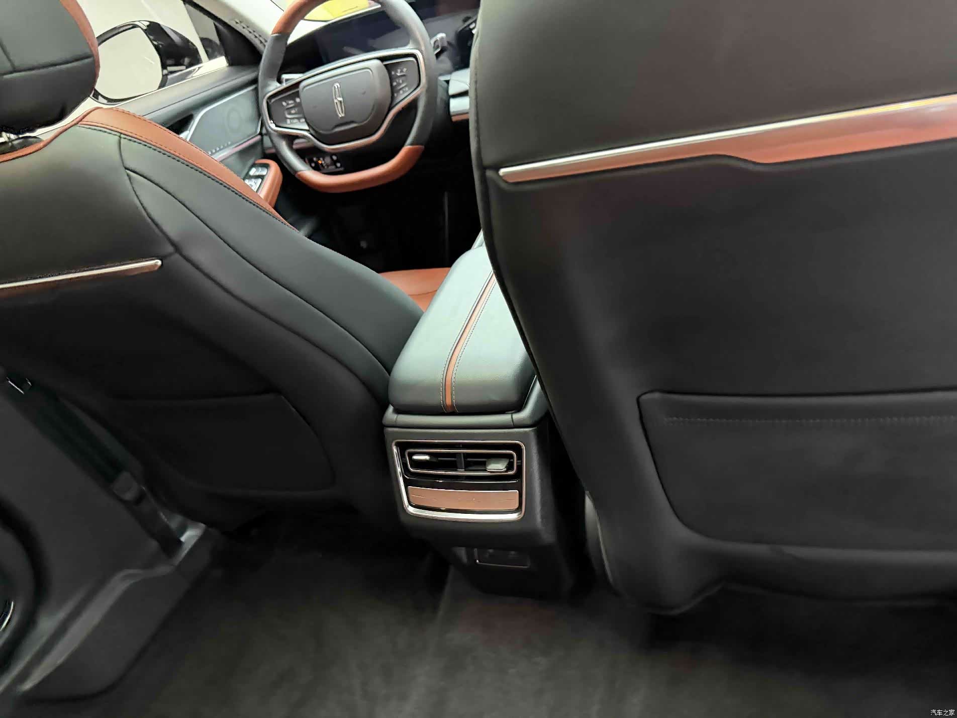 Lincoln Z, 2023 18