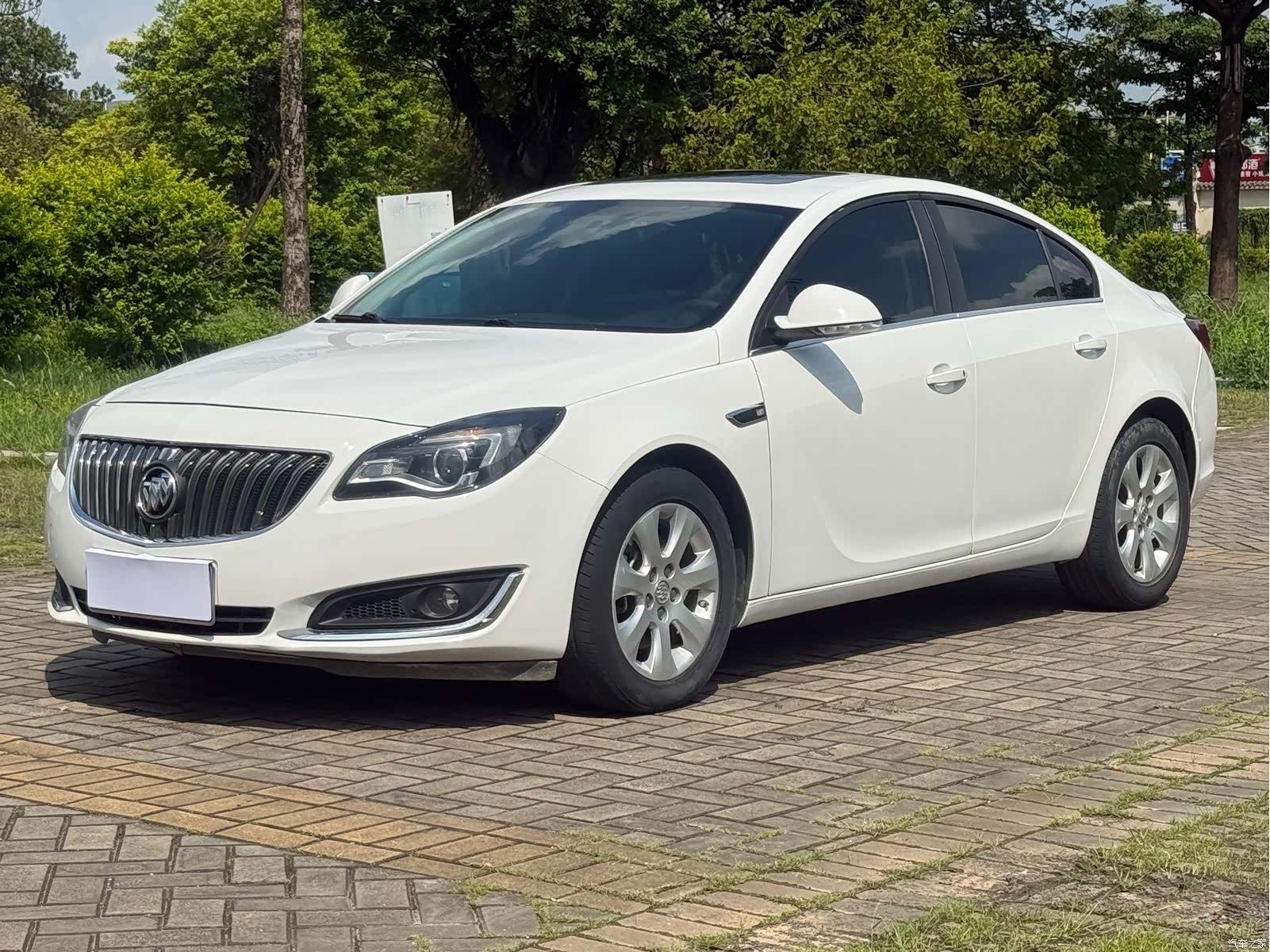 Buick Regal, 2017 1