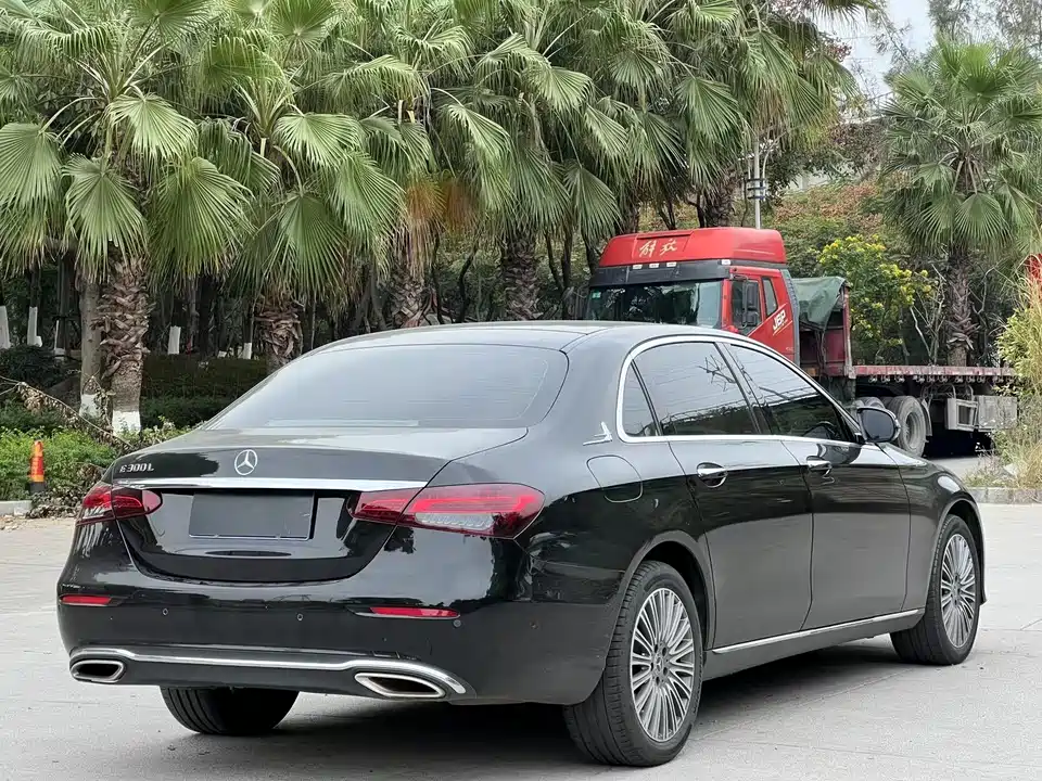 Mercedes-Benz E-class Mercedes-Benz E-class