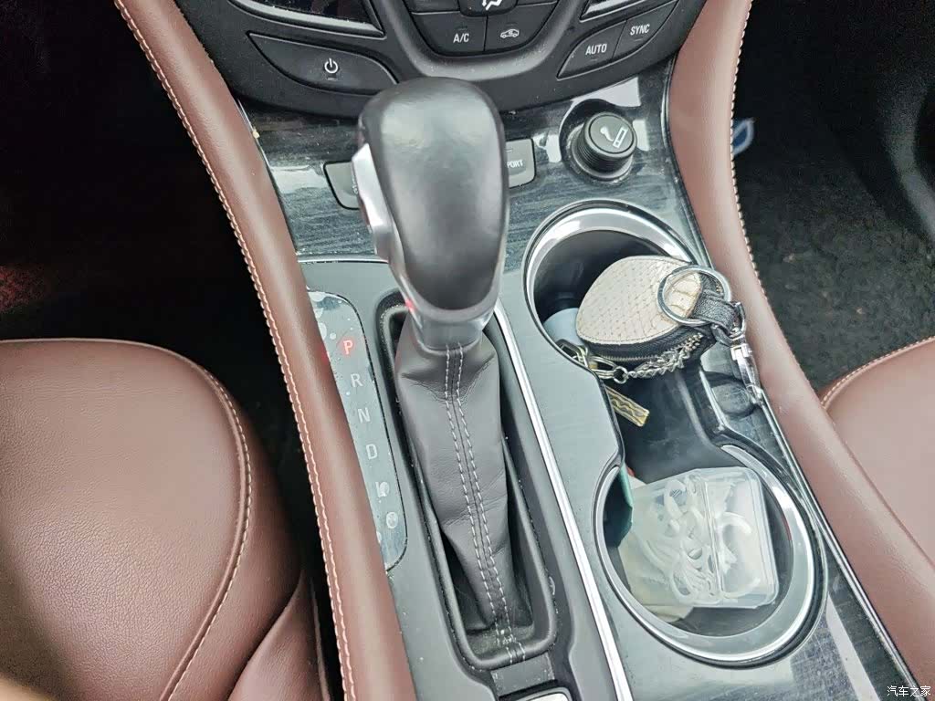 Buick Envision Plus, 2019 7