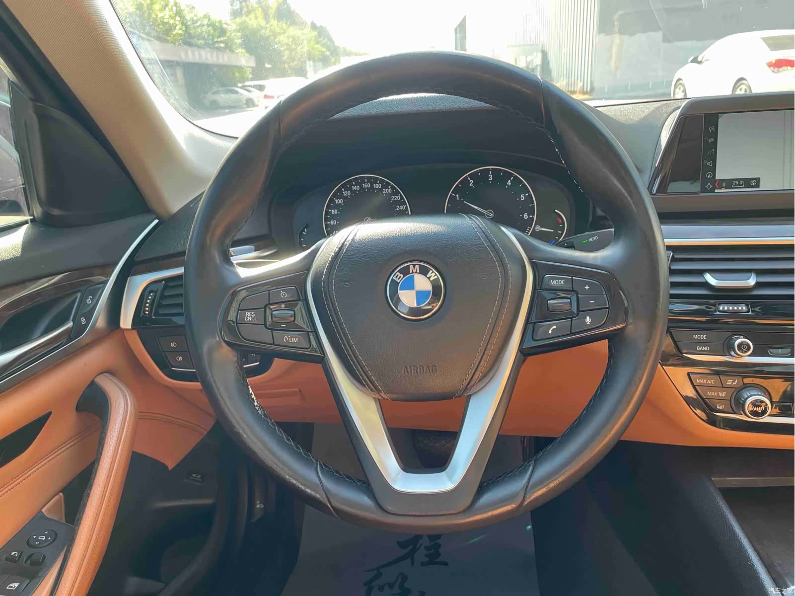 BMW 5 Series, 2017 11