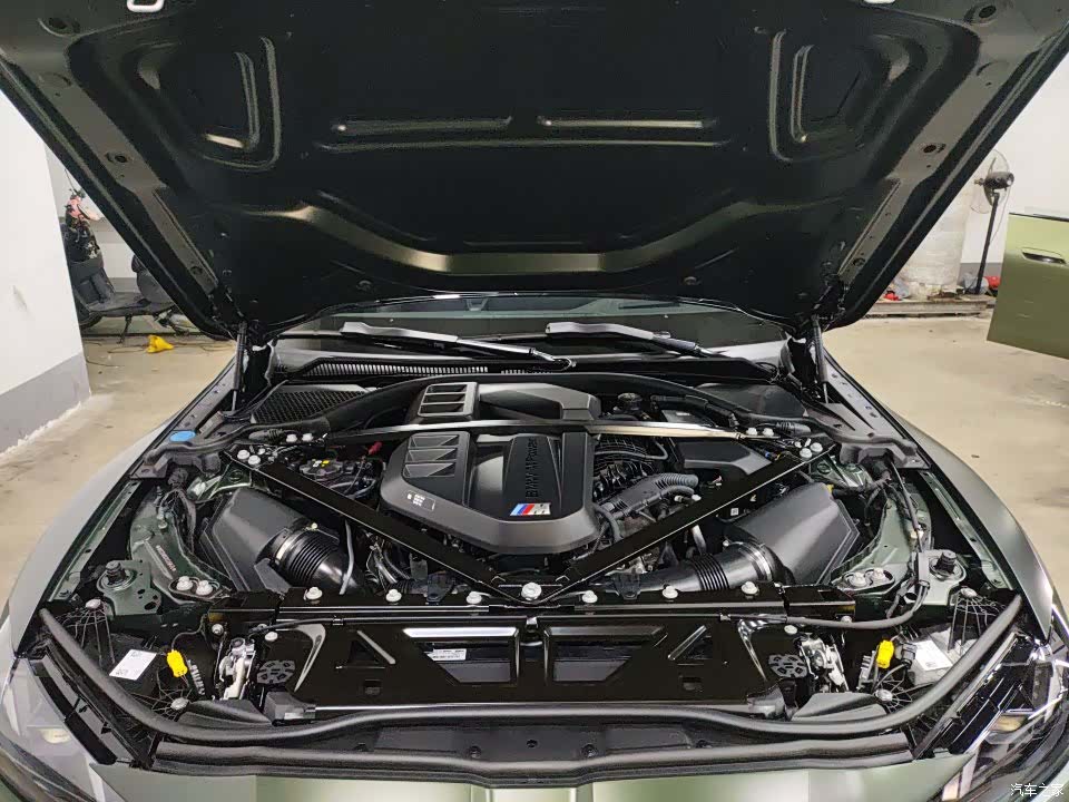 BMW M4, 2025 4