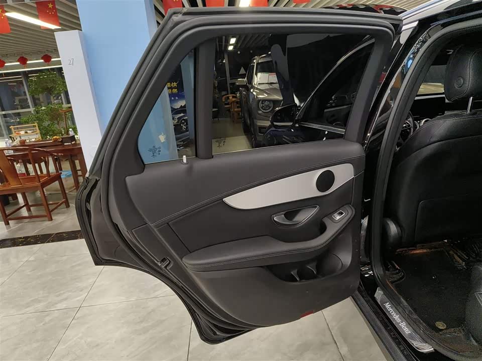 Mercedes-Benz GLC Mercedes-Benz GLC
