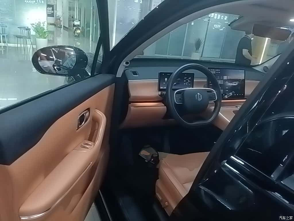 Leapmotor C16, 2025 16