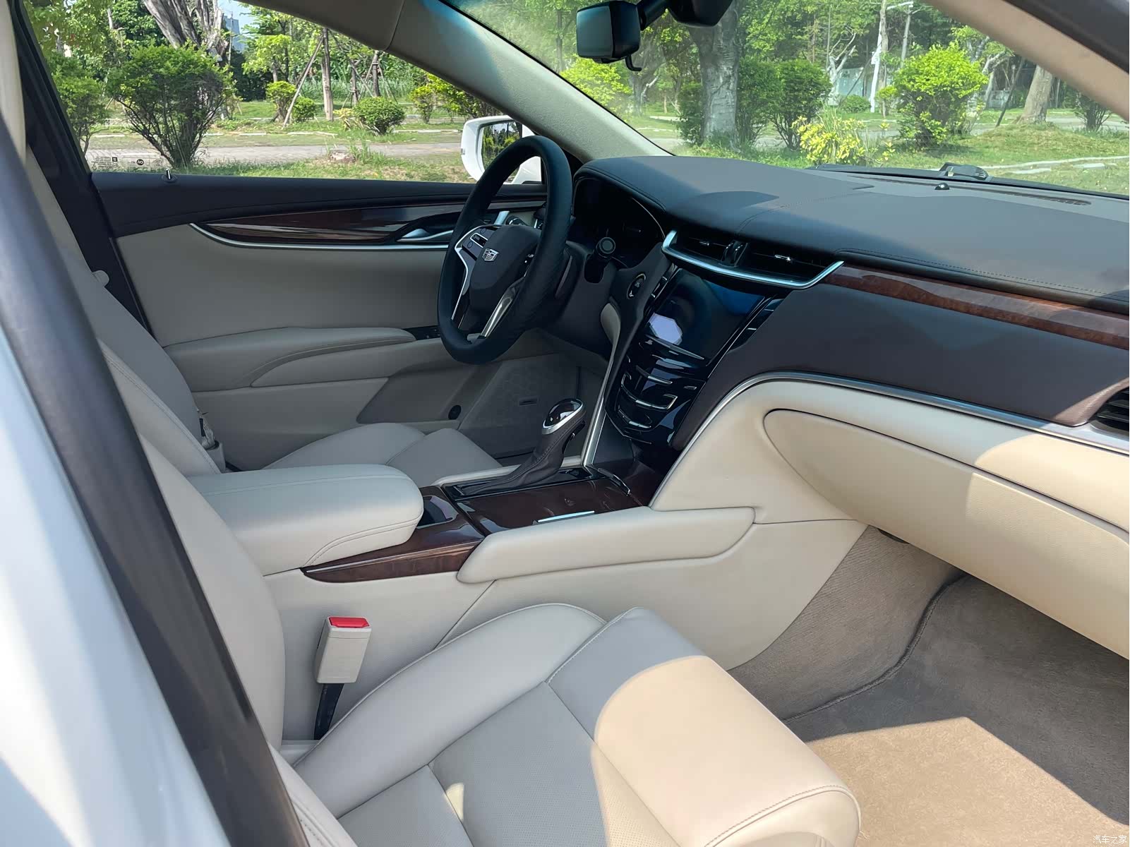 Cadillac XTS, 2017 19