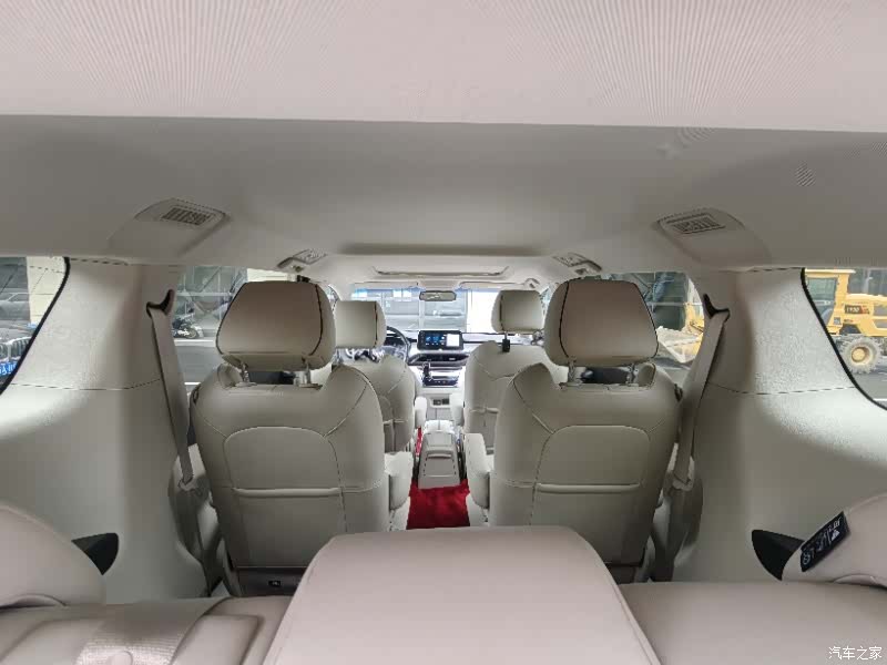 Buick GL8, 2021 7