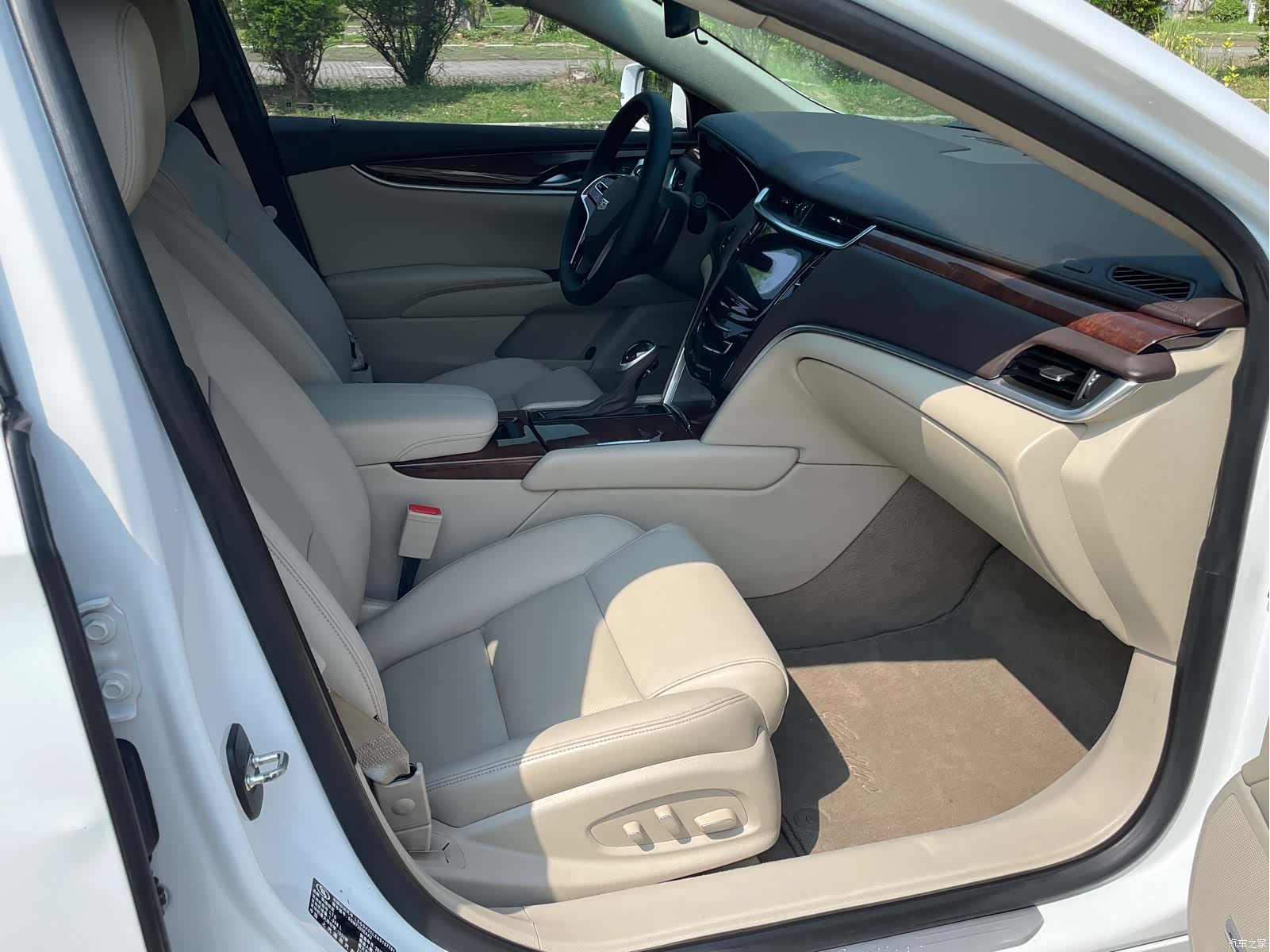 Cadillac XTS, 2017 18
