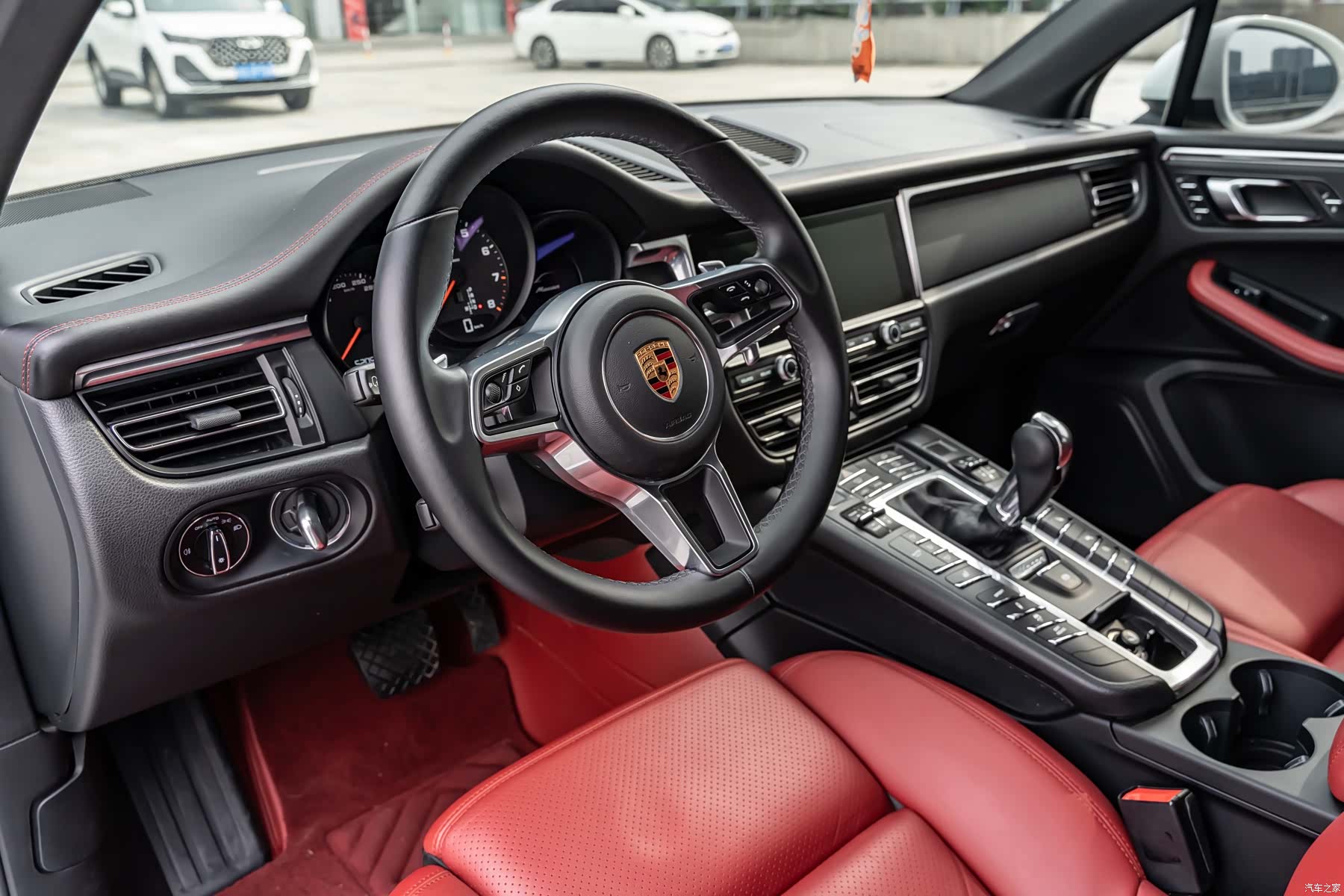Porsche Macan, 2018 9