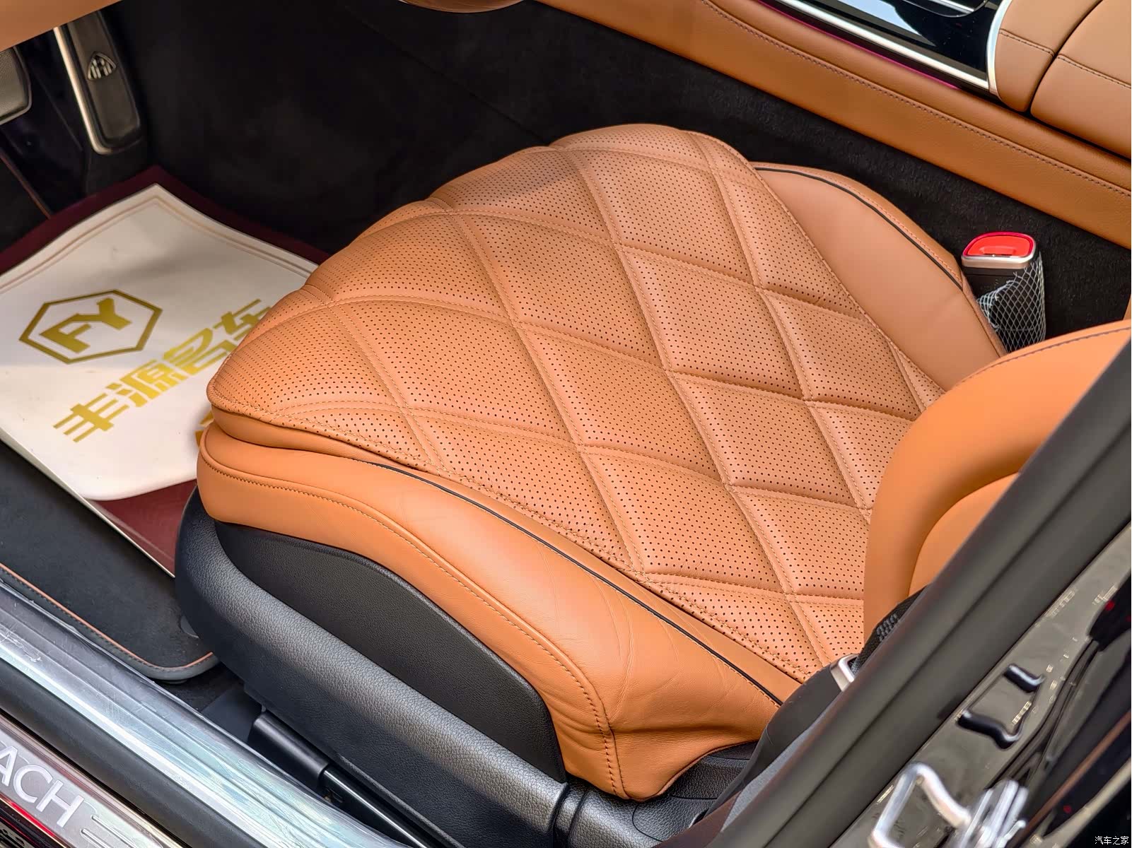 Maybach S-Class, 2023 6