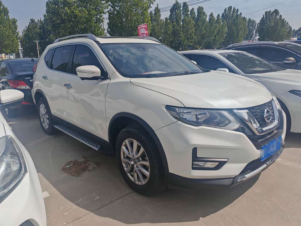 Nissan Qijun