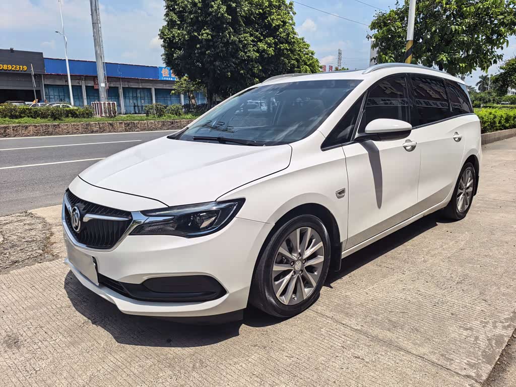 Buick GL6