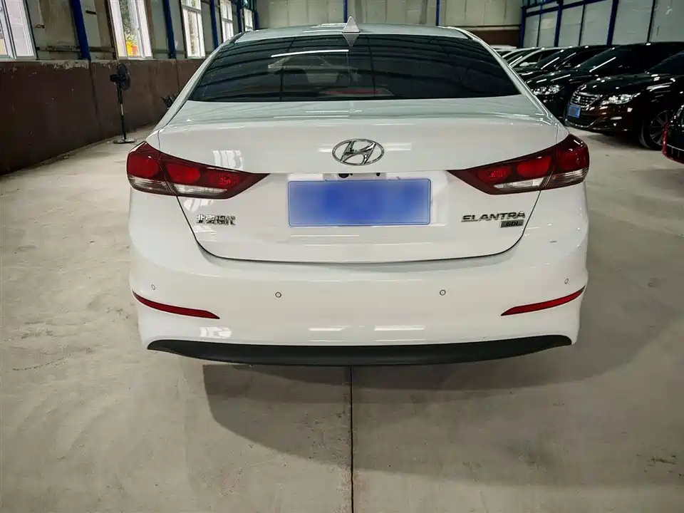 Hyundai Lead
