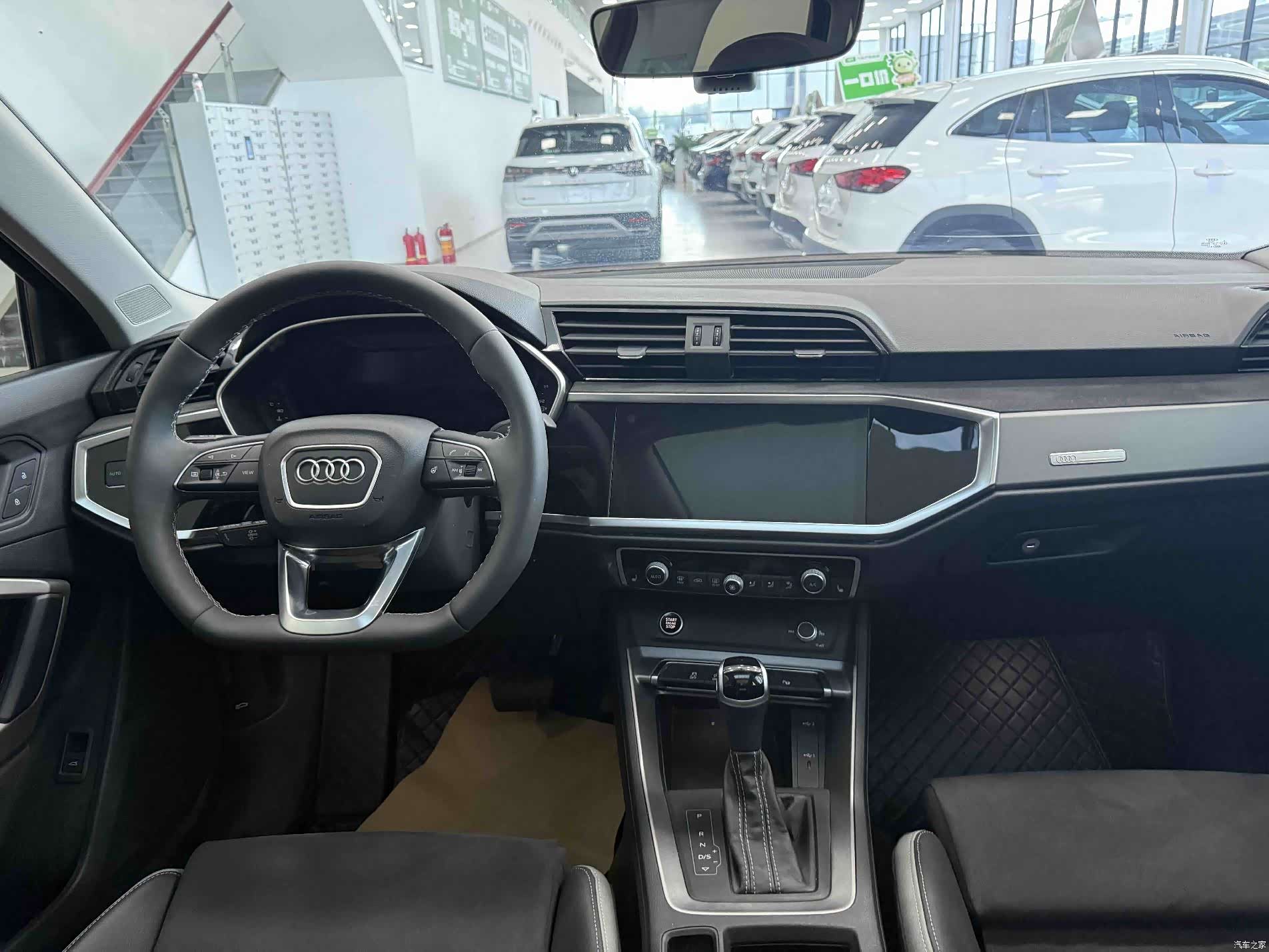 Audi Q3, 2023 20
