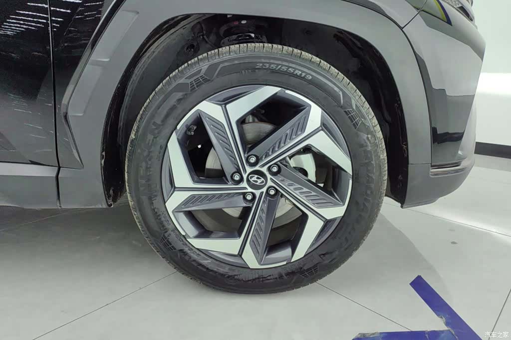 Hyundai Tucson L, 2023 6