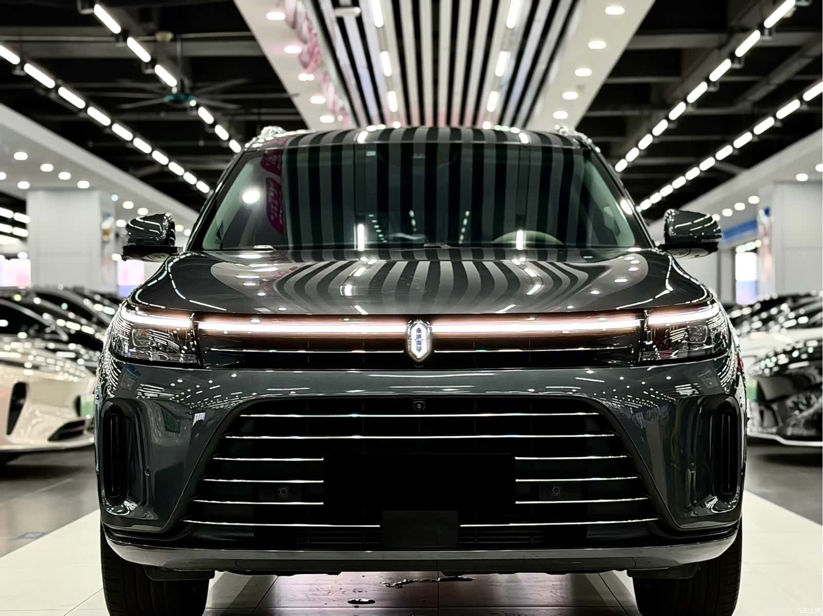 AITO M7, 2023 2
