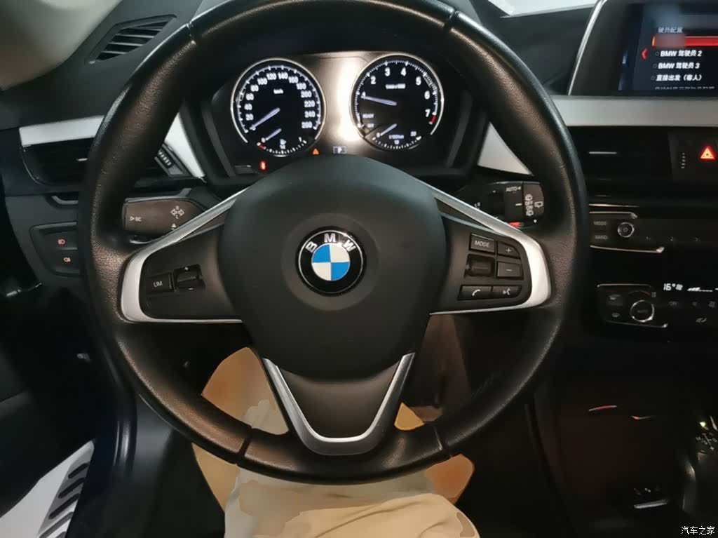 BMW X1, 2018 11