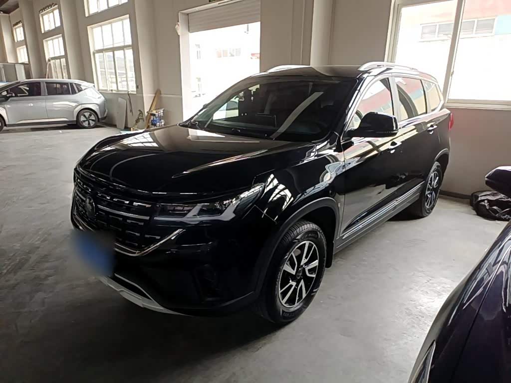 Dongfeng T5