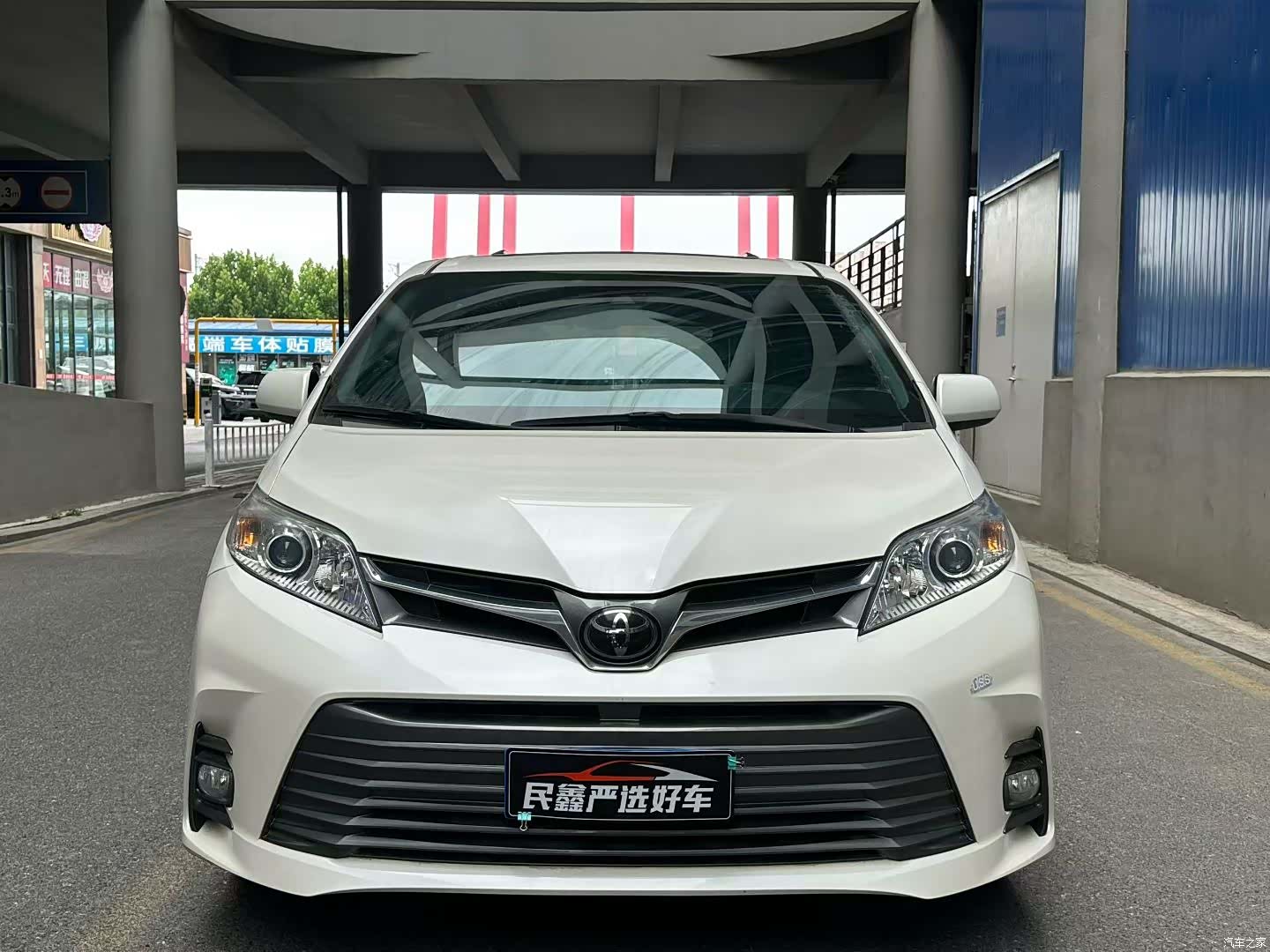 Toyota Sienna, 2019 11