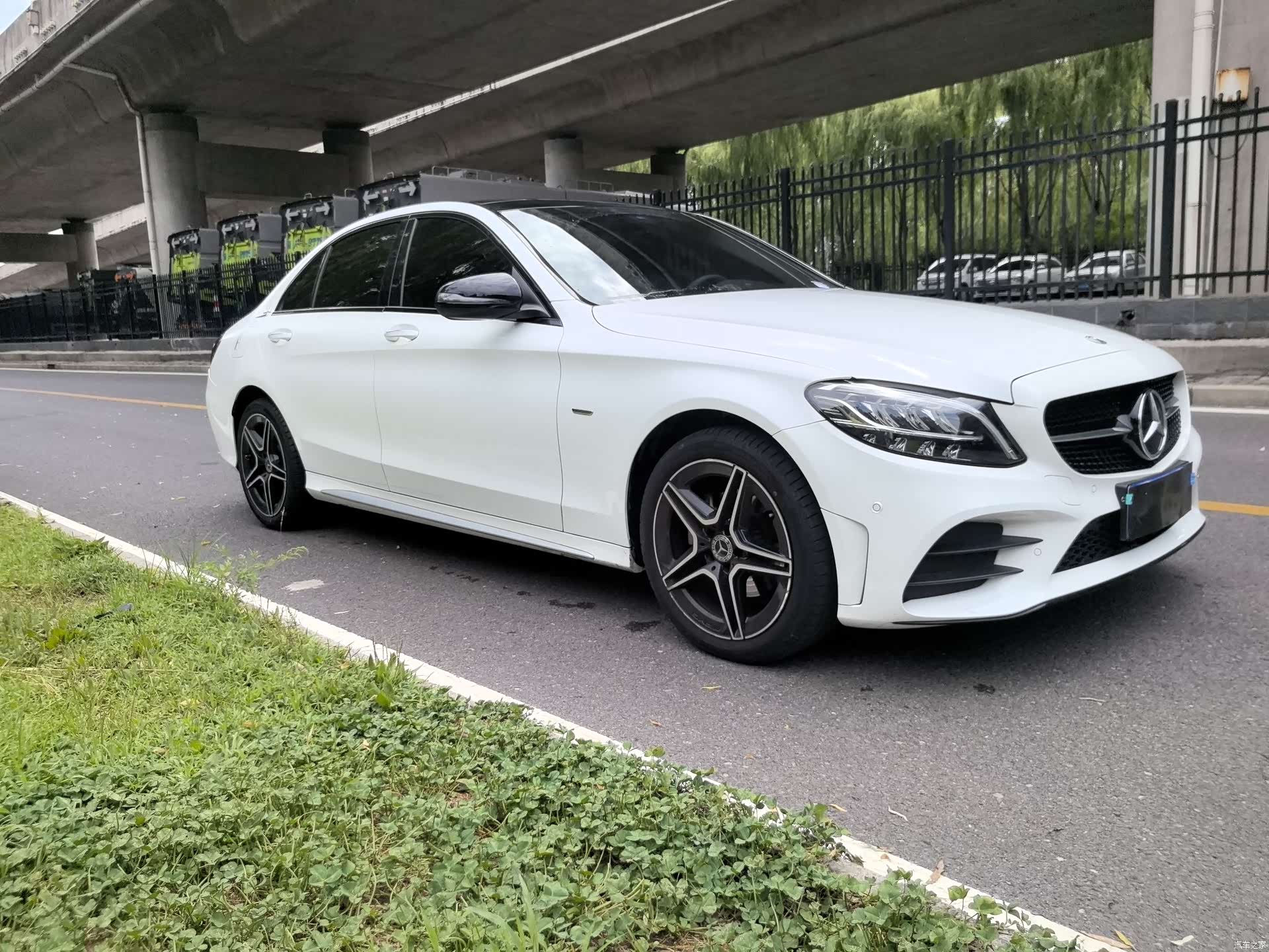 Mercedes-Benz C-Class, 2021 3