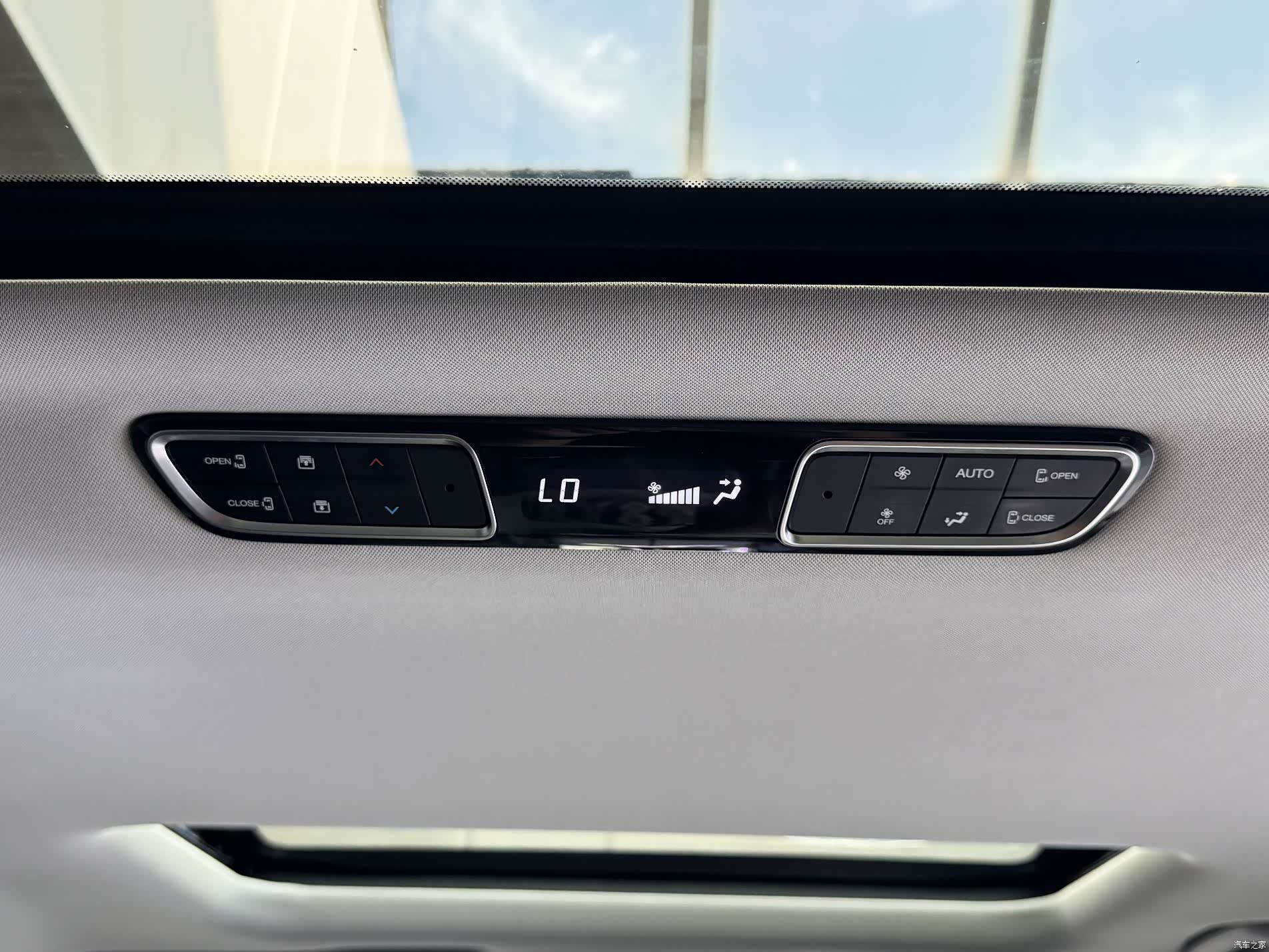 Trumpchi M8, 2024 16