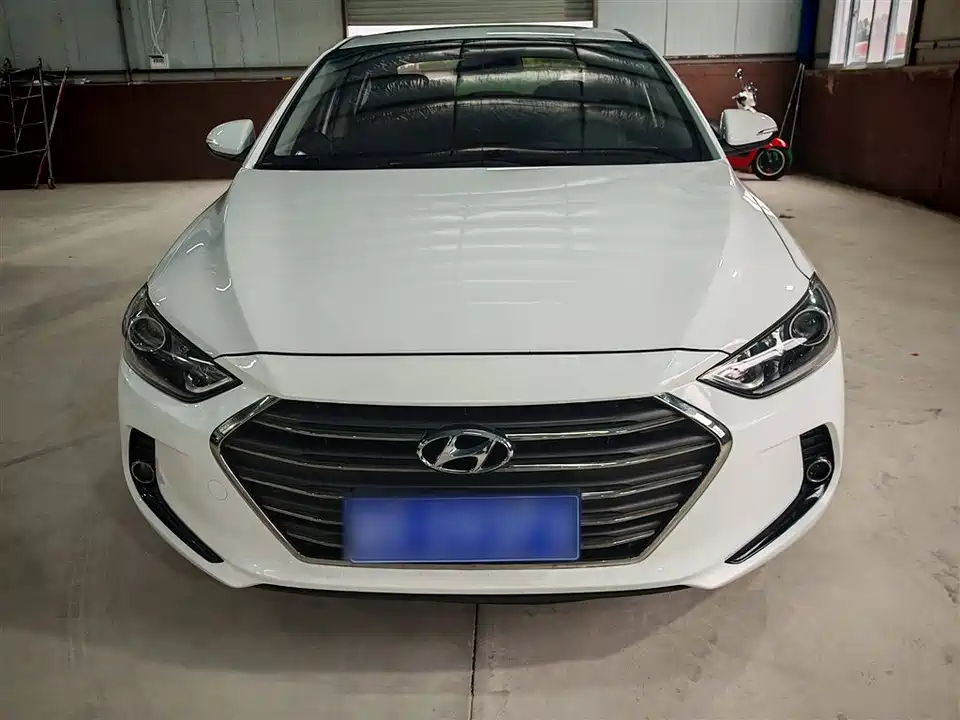Hyundai Lead