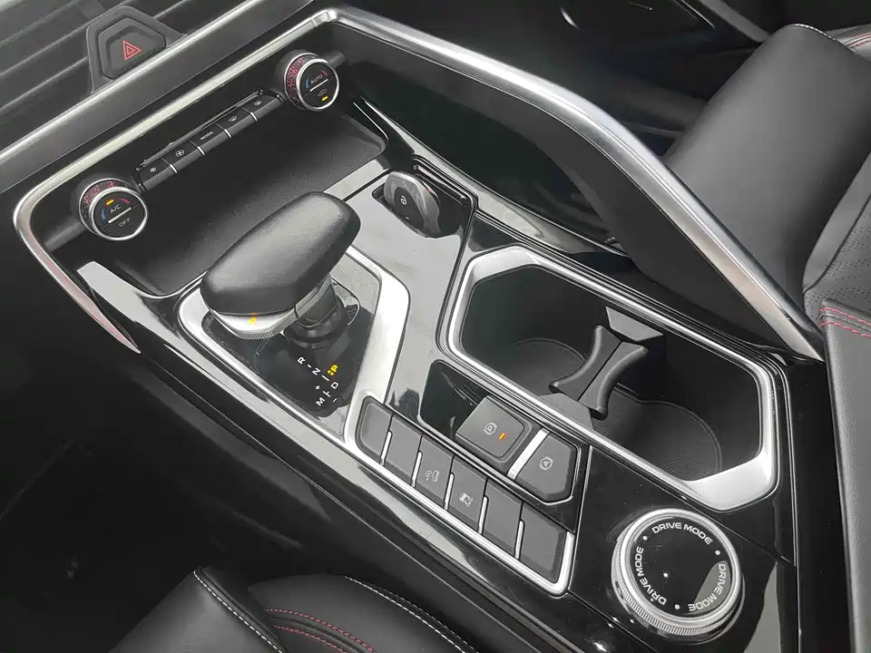 Geely Tugella (рест)