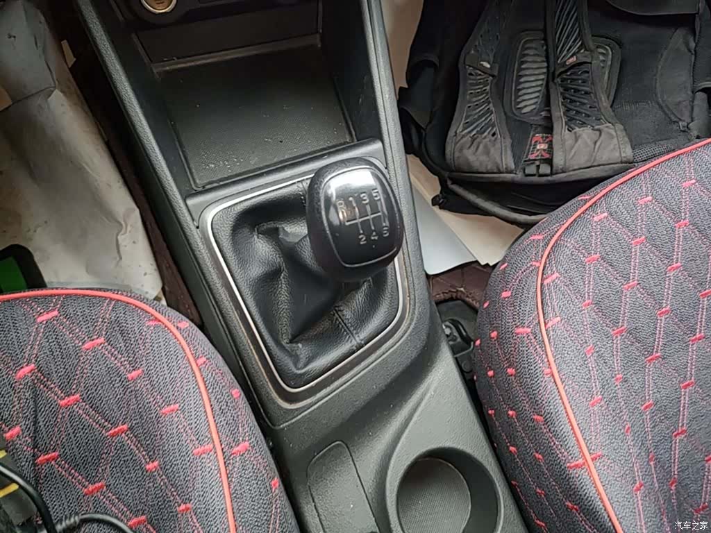 Hyundai GLS, 2017 14