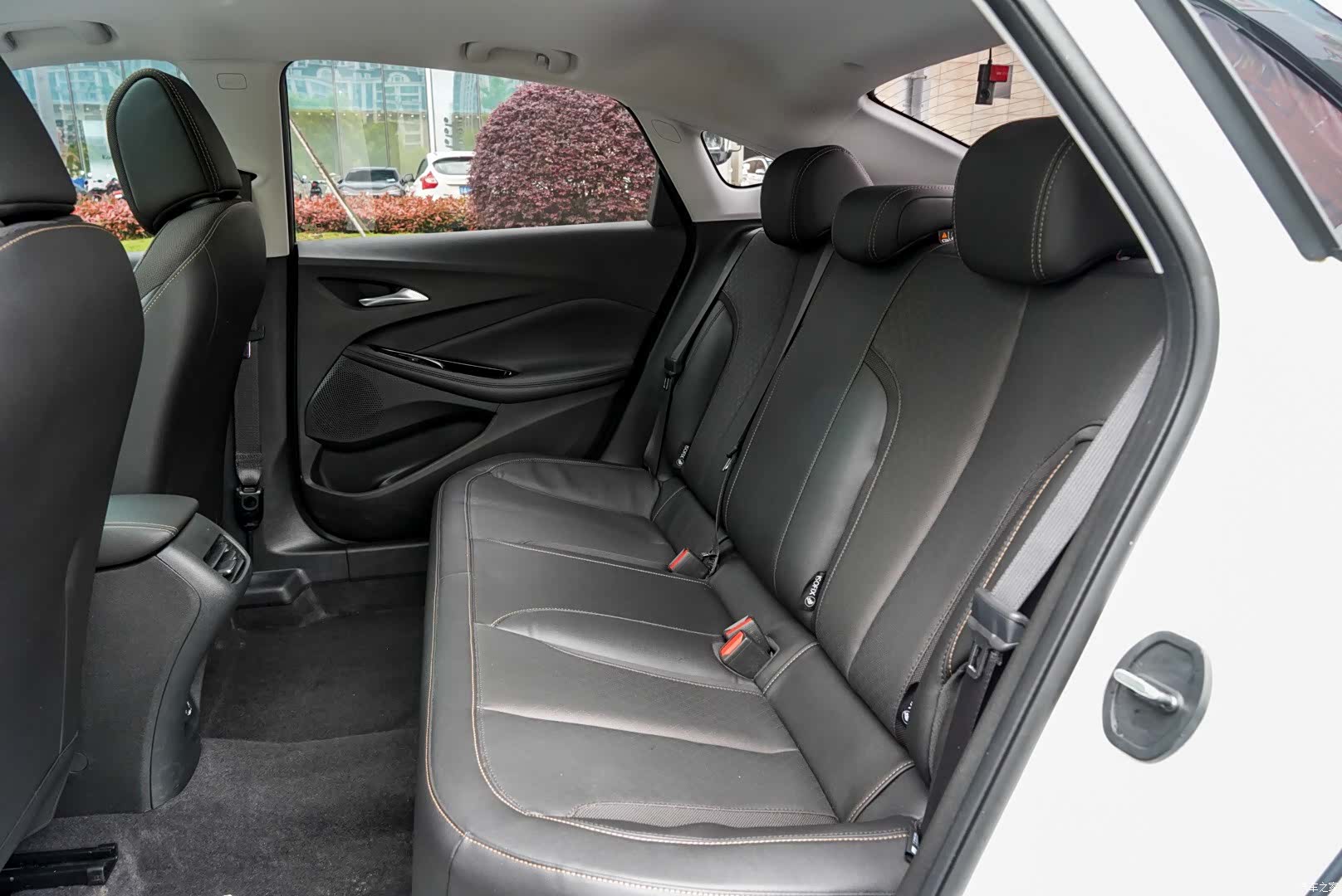 Buick Verano, 2023 20