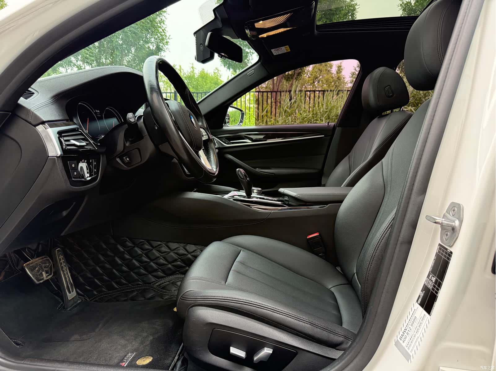 BMW 5 Series, 2018 9