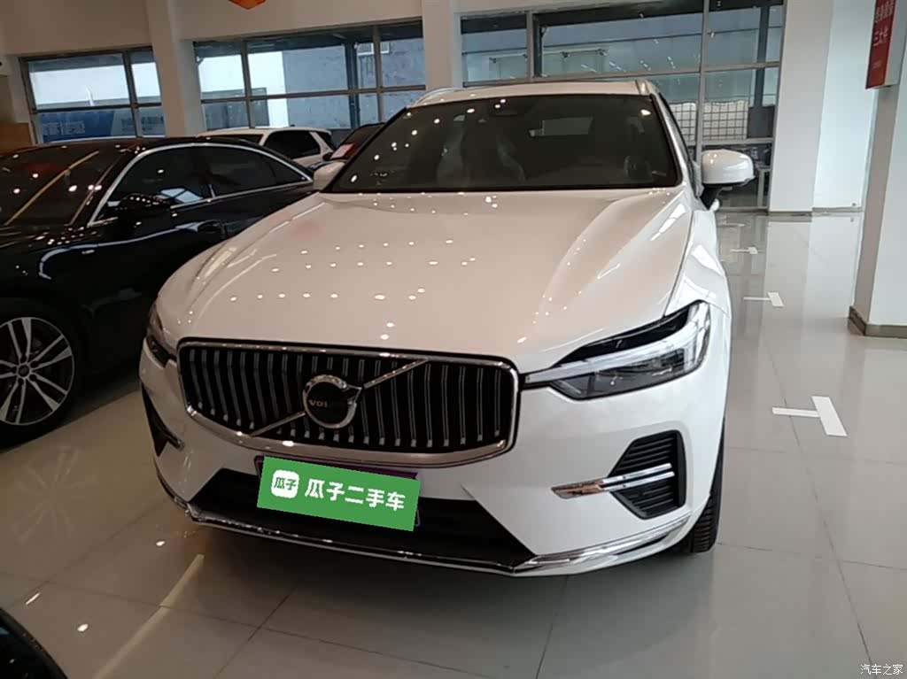 Volvo XC60, 2026 3