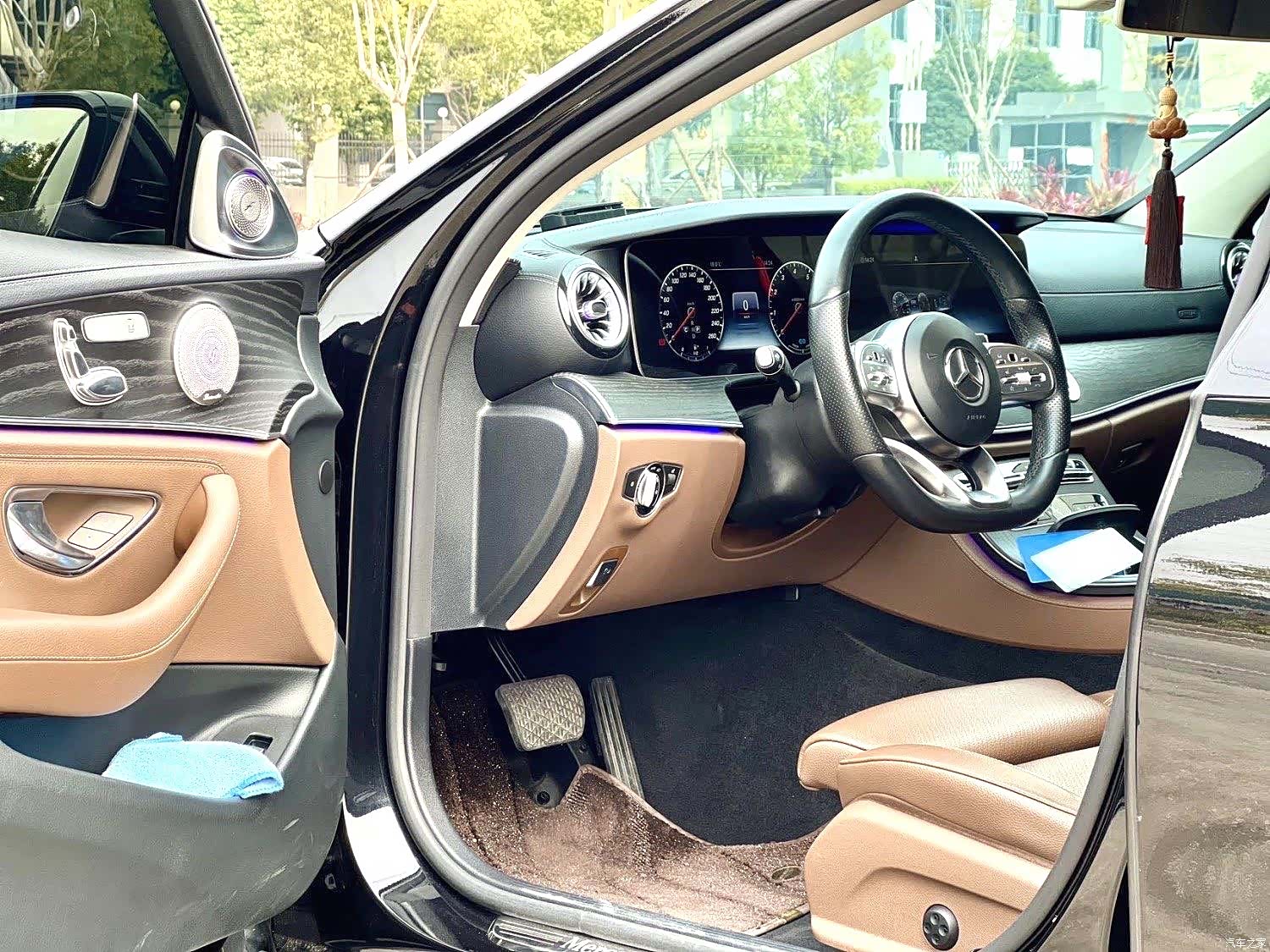 Mercedes-Benz E-Class, 2019 9