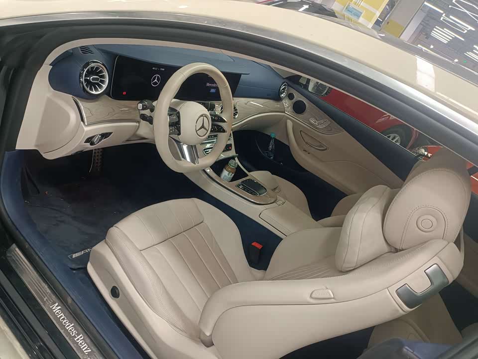 Mercedes-Benz E-class Mercedes-Benz E-class
