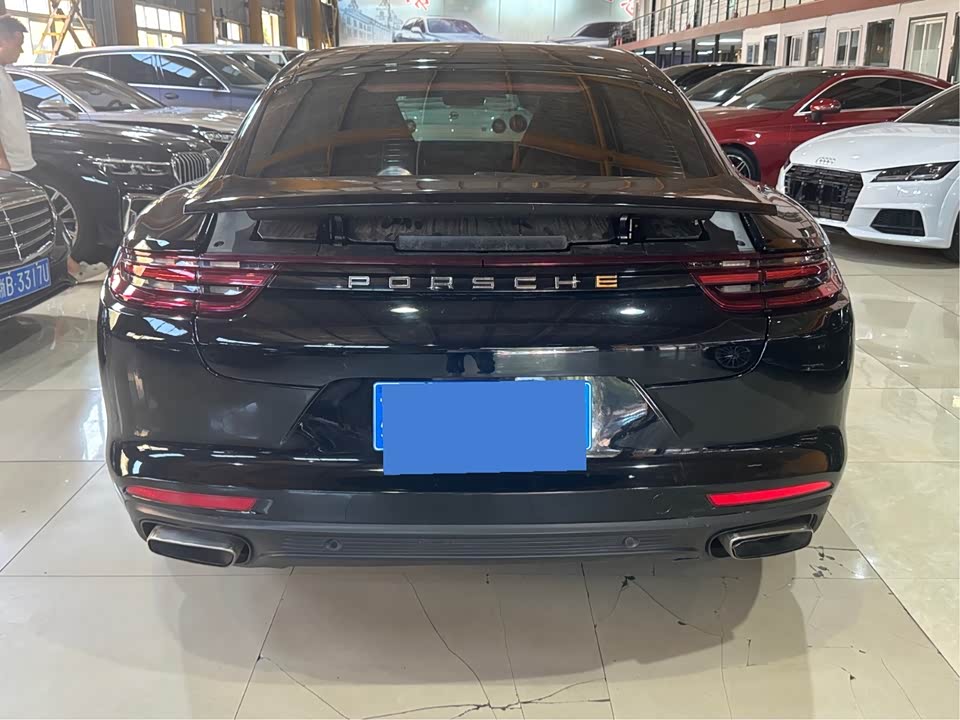 Porsche Panamera
