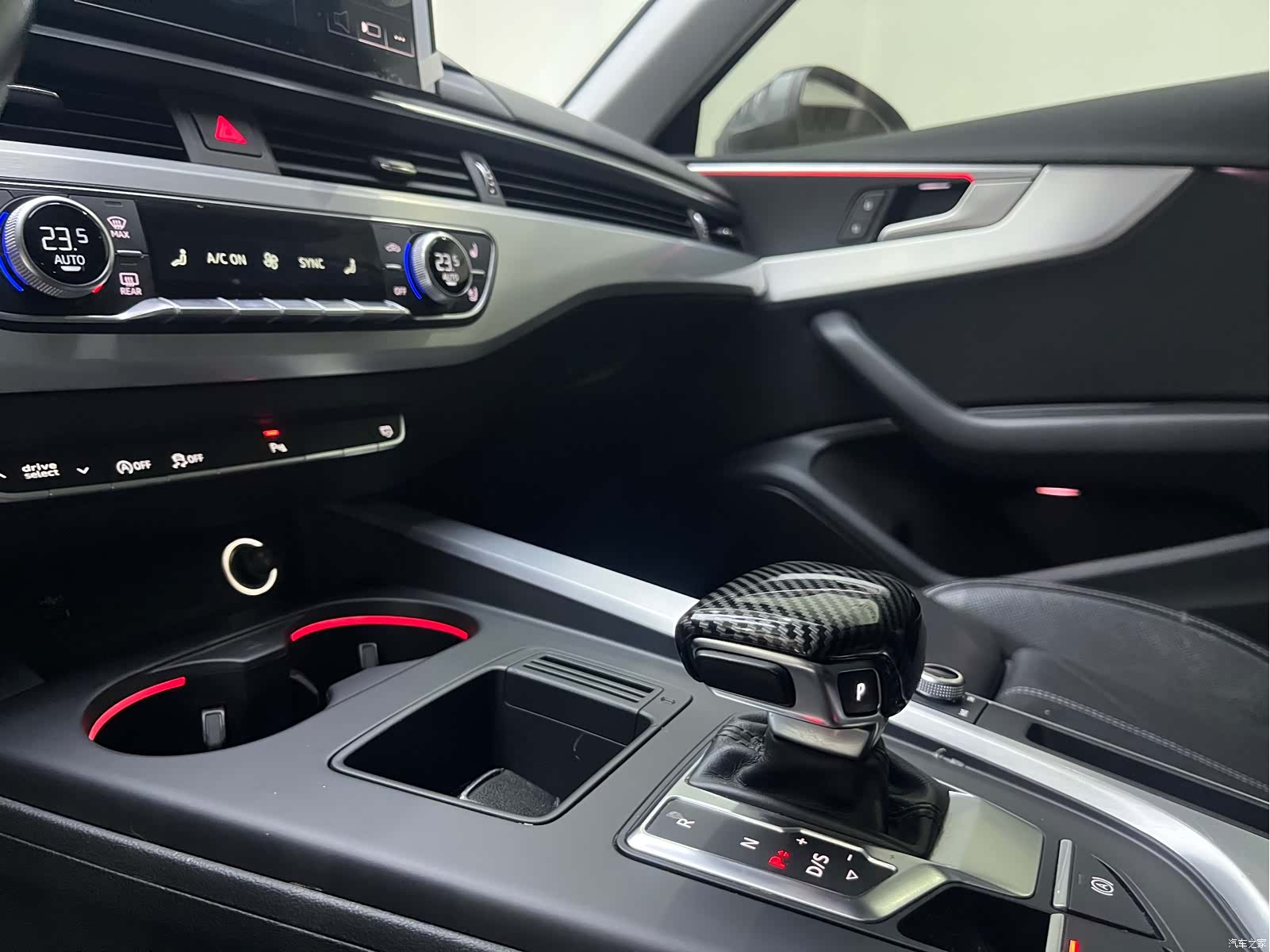 Audi A4L, 2021 12