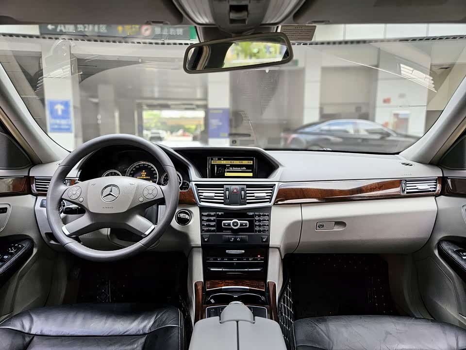 Mercedes-Benz E-class Mercedes-Benz E-class