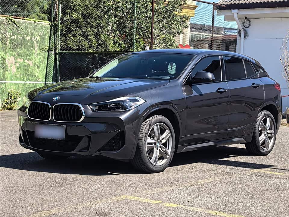 BMW X2