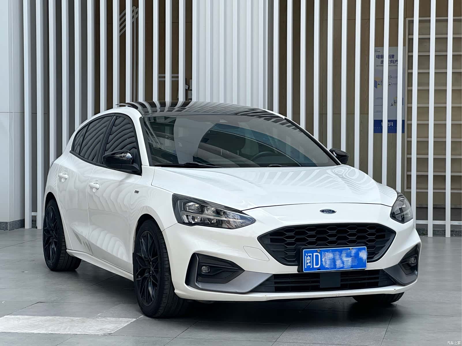 Ford Focus, 2022 3